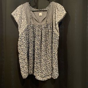 Gap. Size medium blouse.